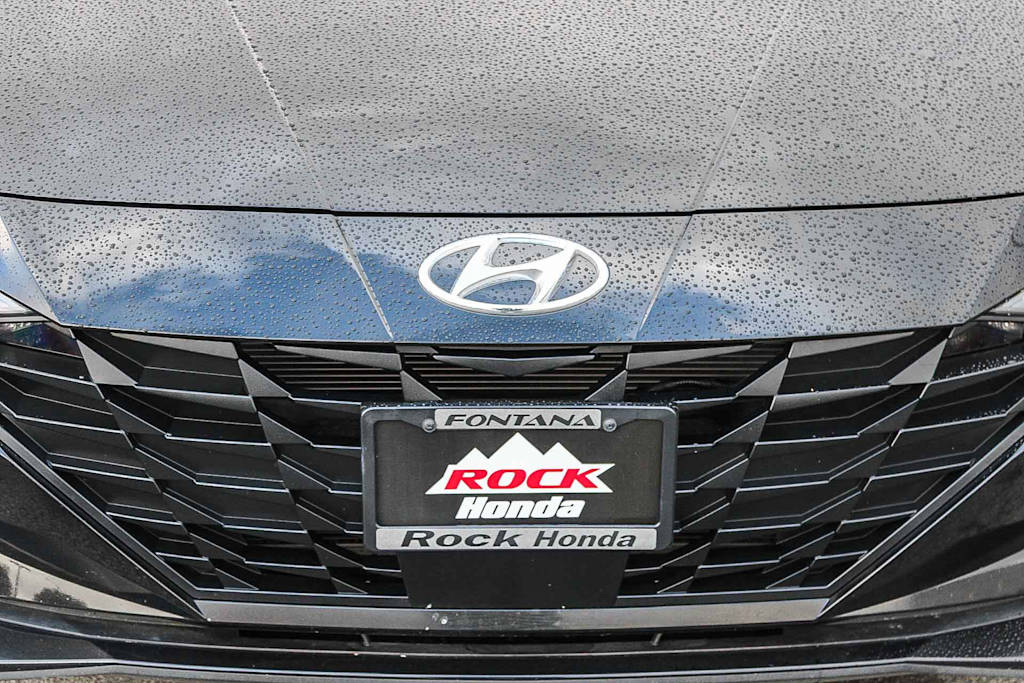 Thumbnail: 2023 Hyundai Elantra - 6