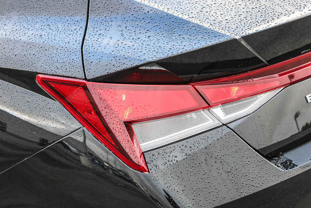 Thumbnail: 2023 Hyundai Elantra - 22
