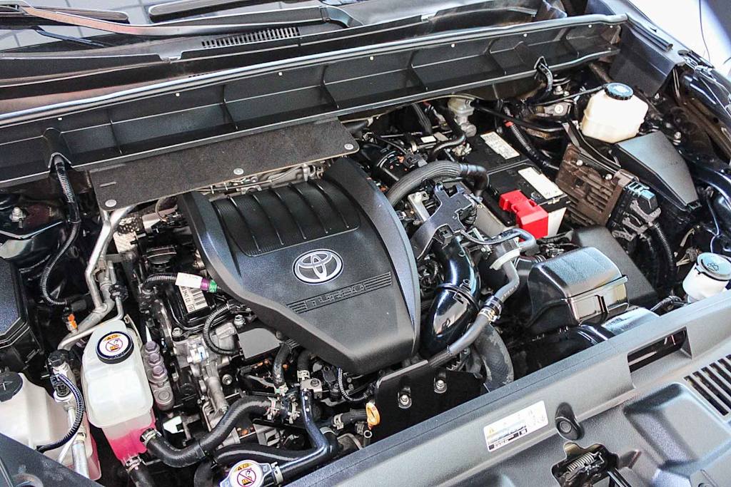 Thumbnail: 2023 Toyota Highlander - 8