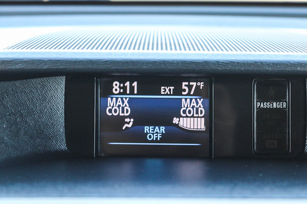 Thumbnail: 2013 Toyota Sienna - 13