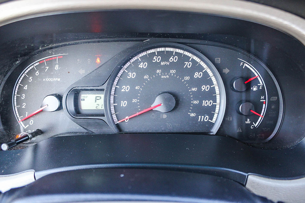 Thumbnail: 2013 Toyota Sienna - 14