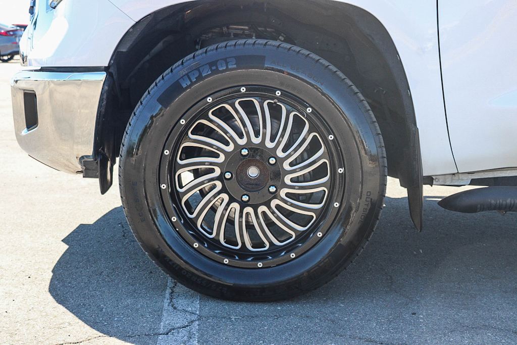 Thumbnail: 2019 Toyota Tundra - 26