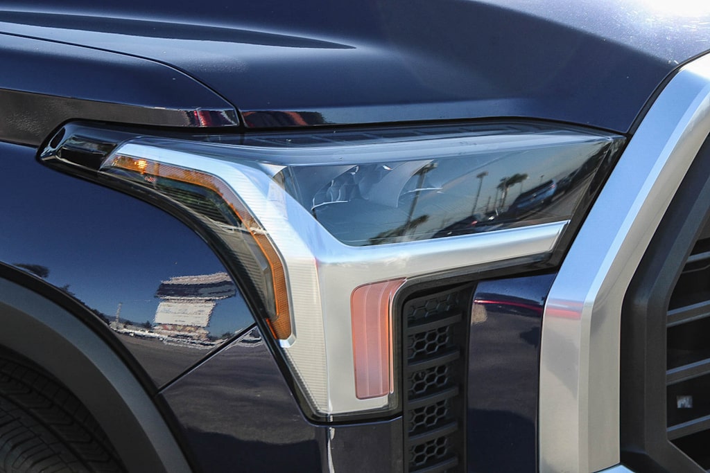 Thumbnail: 2022 Toyota Tundra - 19