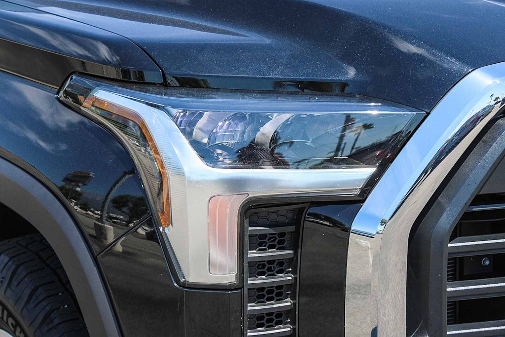Thumbnail: 2024 Toyota Tundra - 19