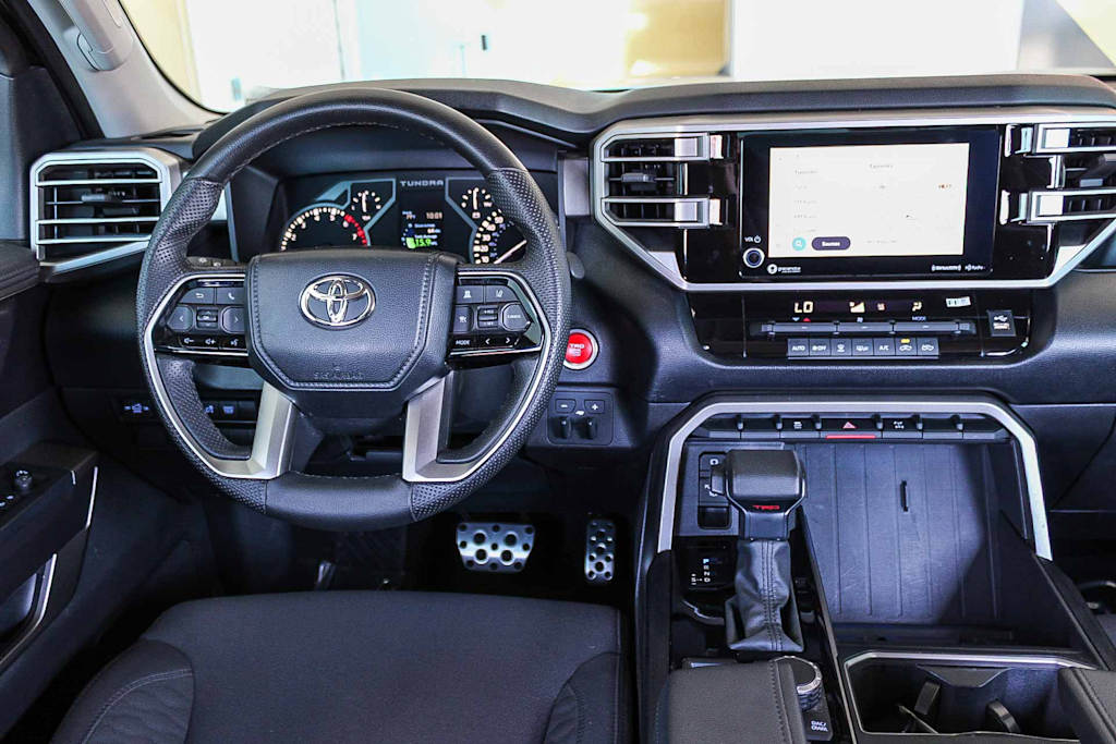 Thumbnail: 2024 Toyota Tundra - 9