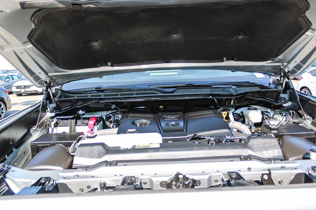 Thumbnail: 2024 Toyota Tundra - 8