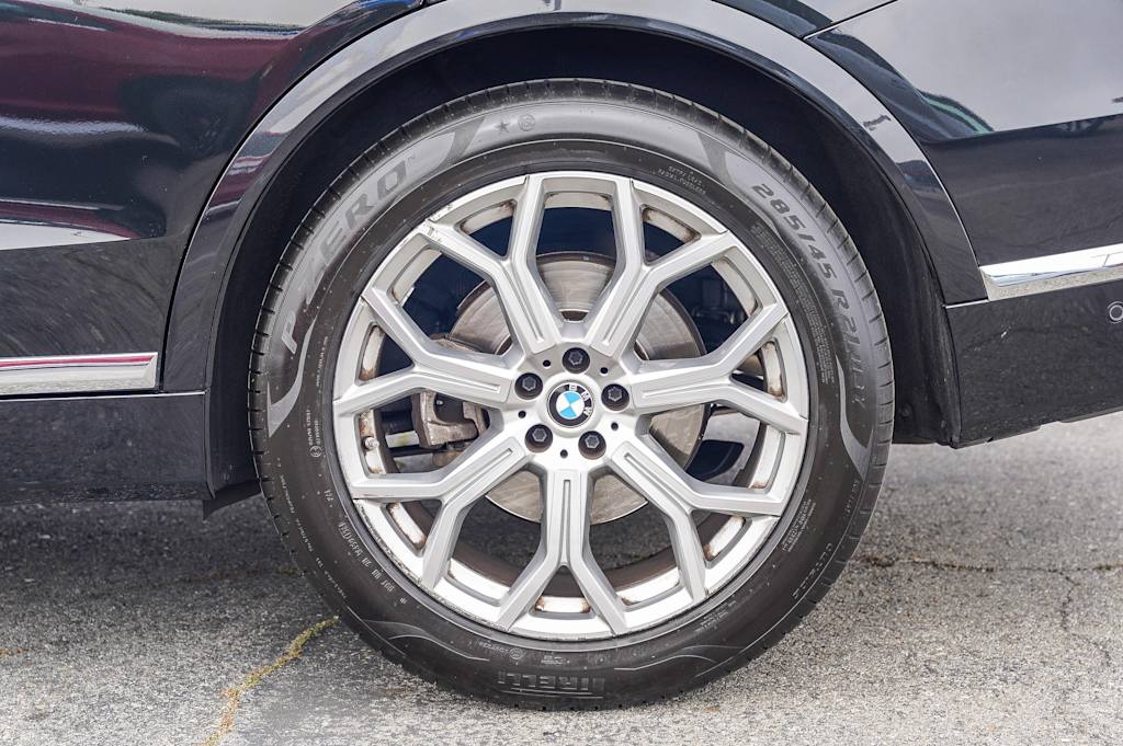 2023 BMW X7 xDrive40i 7