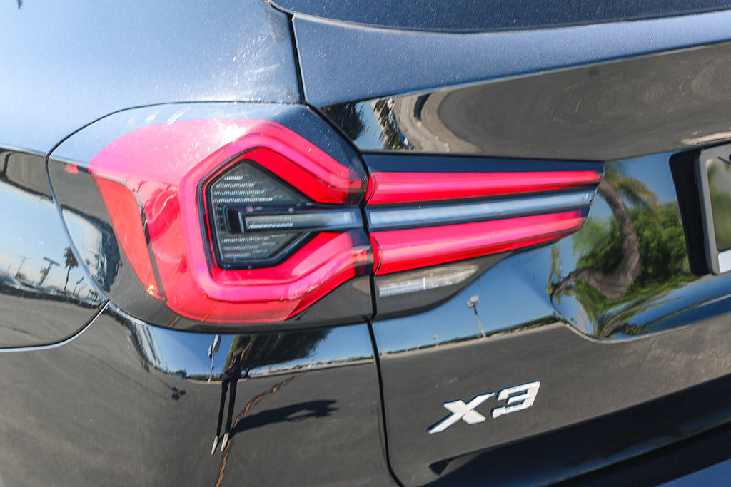 Thumbnail: 2022 BMW X3 - 21