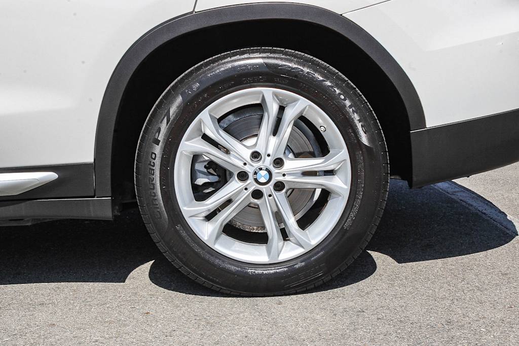 Thumbnail: 2021 BMW X3 - 6