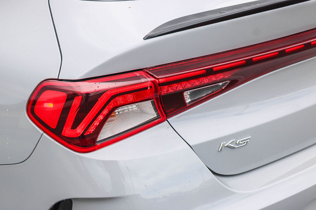 Thumbnail: 2021 Kia K5 - 21