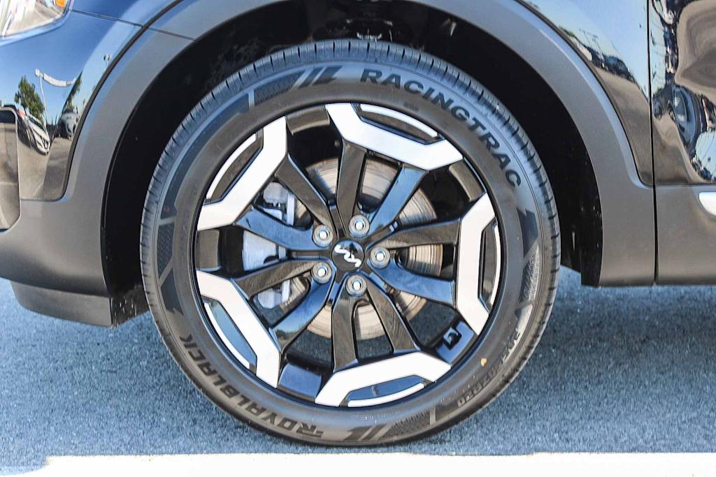 Thumbnail: 2025 Kia Telluride - 22