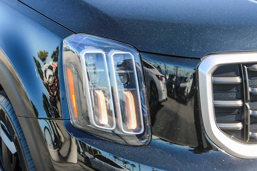 Thumbnail: 2025 Kia Telluride - 19