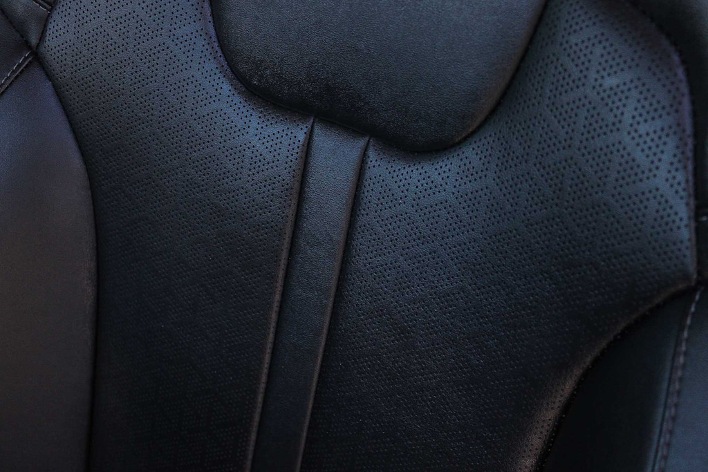 Thumbnail: 2023 Kia Sorento - 26
