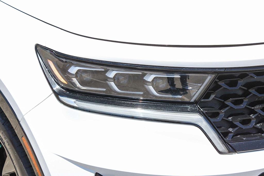 Thumbnail: 2023 Kia Sorento - 18