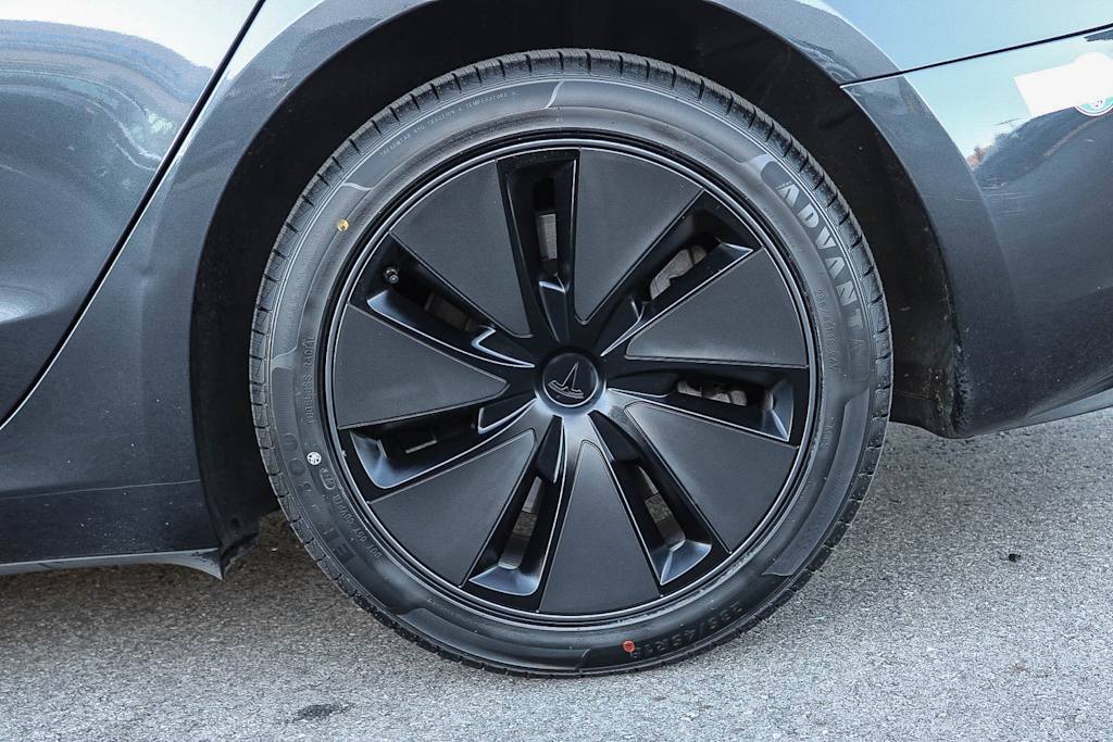 Thumbnail: 2024 Tesla Model 3 - 6