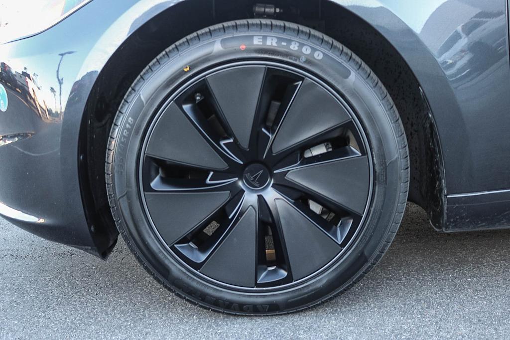 Thumbnail: 2024 Tesla Model 3 - 20