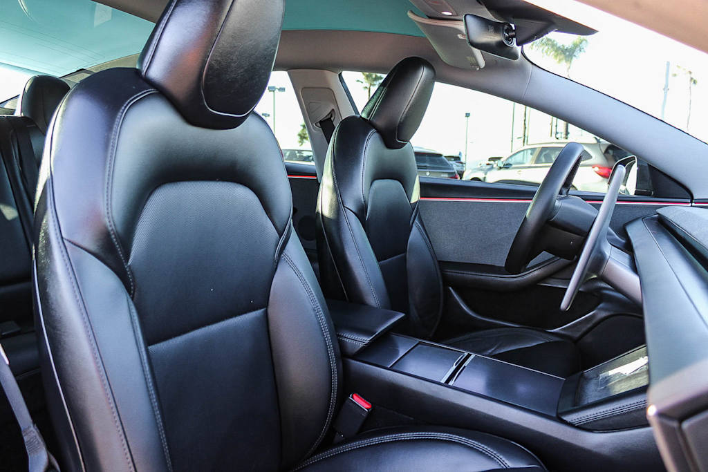 Thumbnail: 2024 Tesla Model 3 - 8