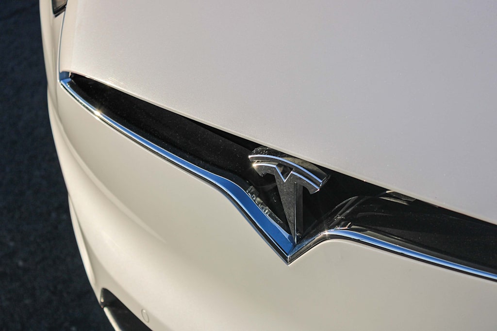 Thumbnail: 2016 Tesla Model X - 6