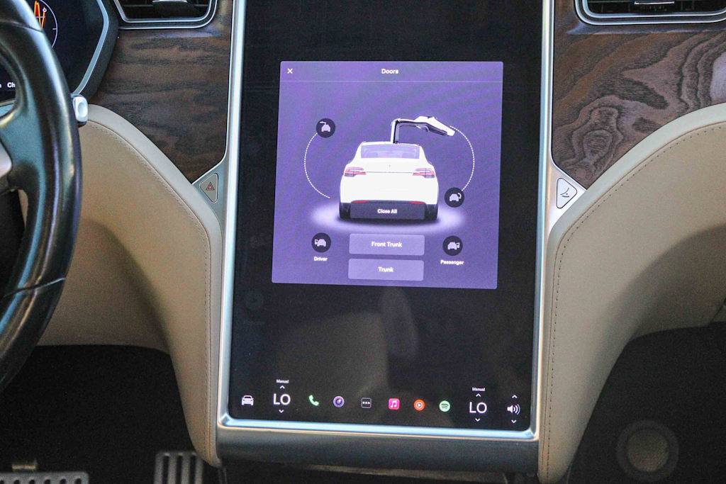 Thumbnail: 2016 Tesla Model X - 12