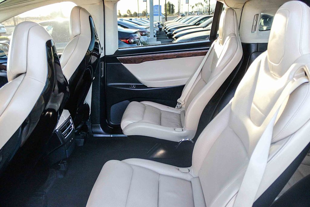 Thumbnail: 2016 Tesla Model X - 11