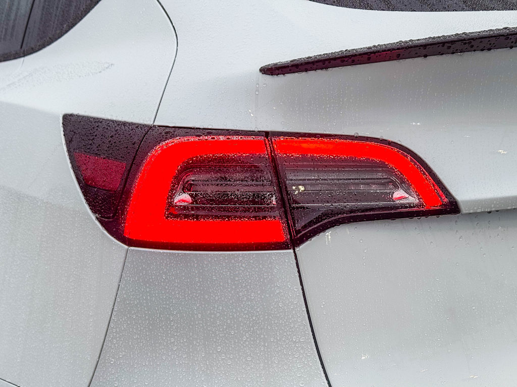 Thumbnail: 2022 Tesla Model Y - 19