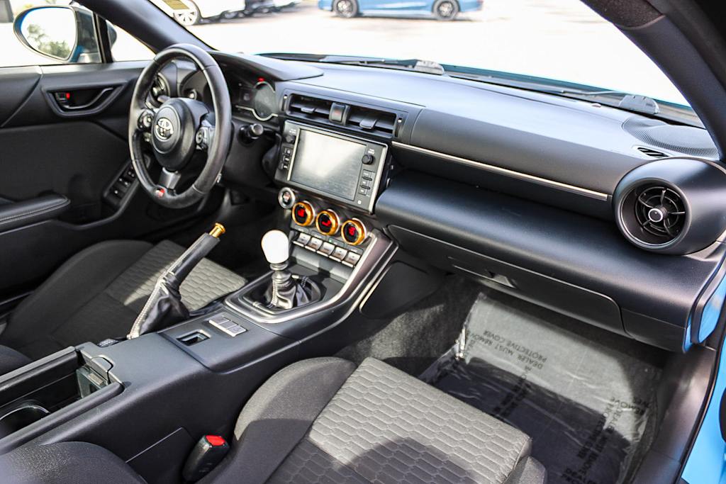 Thumbnail: 2023 Toyota GR86 - 9