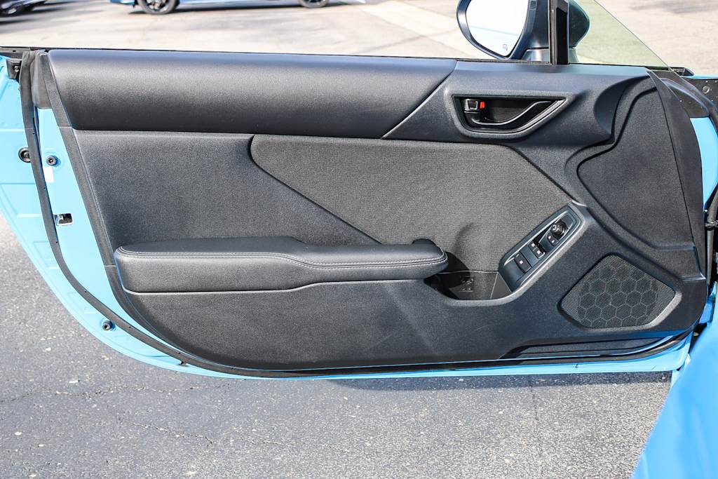 Thumbnail: 2023 Toyota GR86 - 23