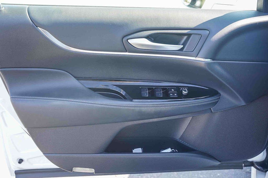 Thumbnail: 2021 Toyota Mirai - 24