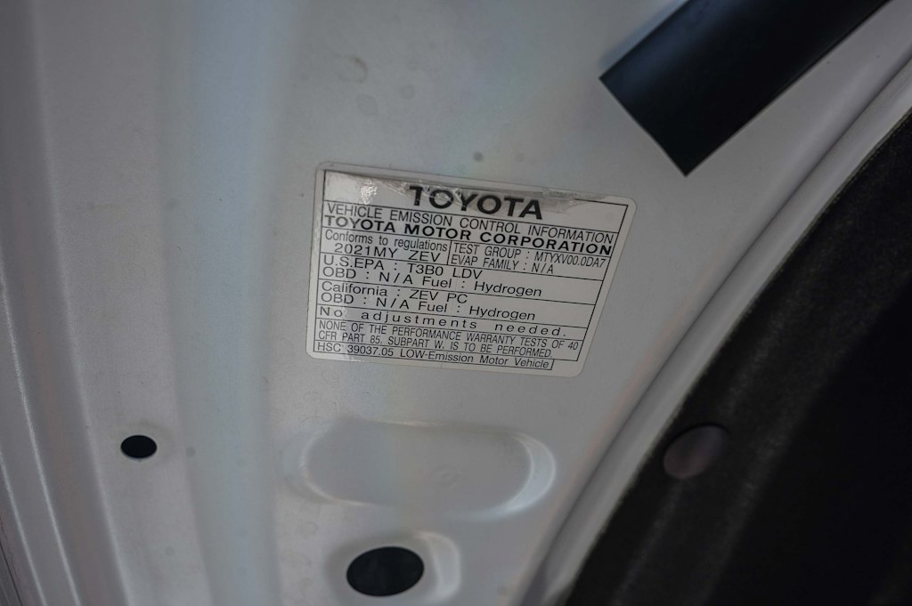 Thumbnail: 2021 Toyota Mirai - 30