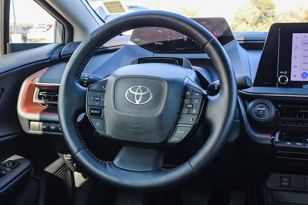 Thumbnail: 2024 Toyota Prius Prime - 13