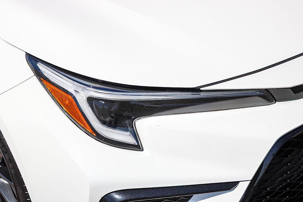 Thumbnail: 2023 Toyota Corolla - 20