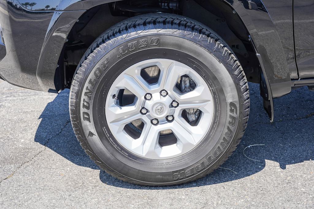 Thumbnail: 2023 Toyota 4Runner - 21