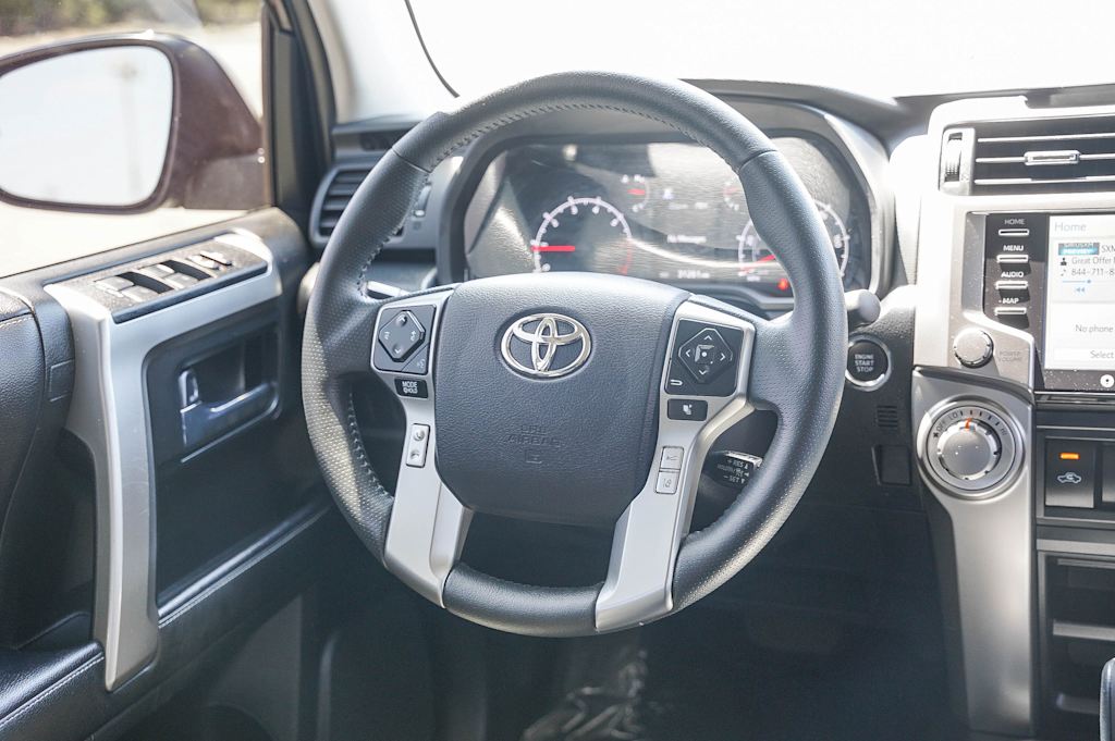 Thumbnail: 2023 Toyota 4Runner - 9