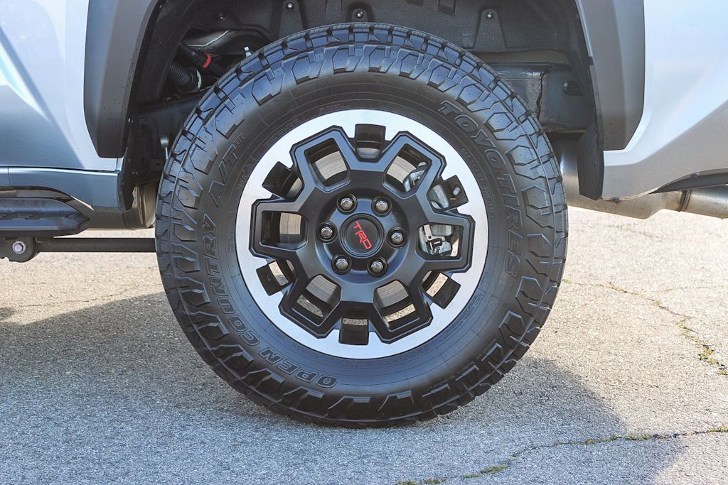 Thumbnail: 2025 Toyota 4Runner - 7