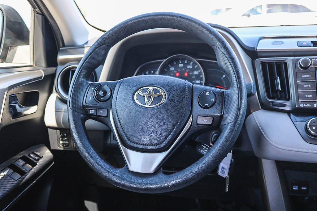 Thumbnail: 2014 Toyota RAV4 - 12