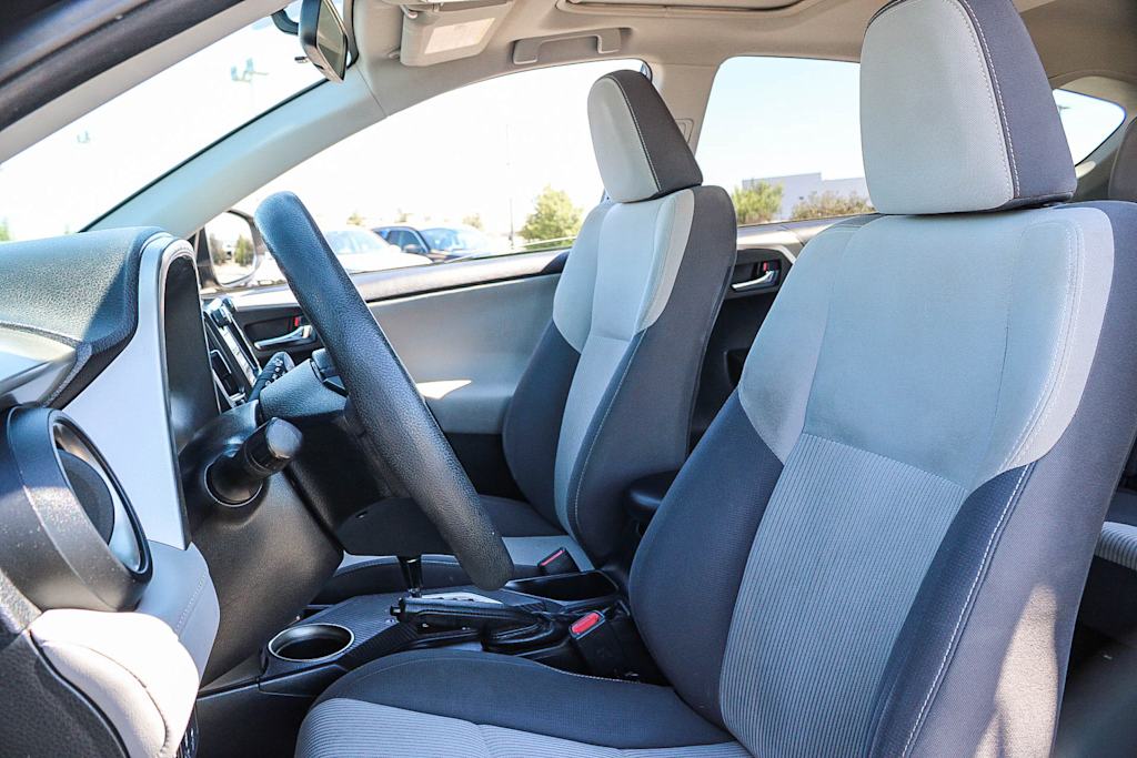 Thumbnail: 2014 Toyota RAV4 - 10