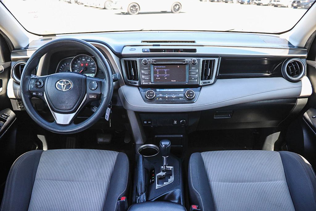 Thumbnail: 2014 Toyota RAV4 - 2
