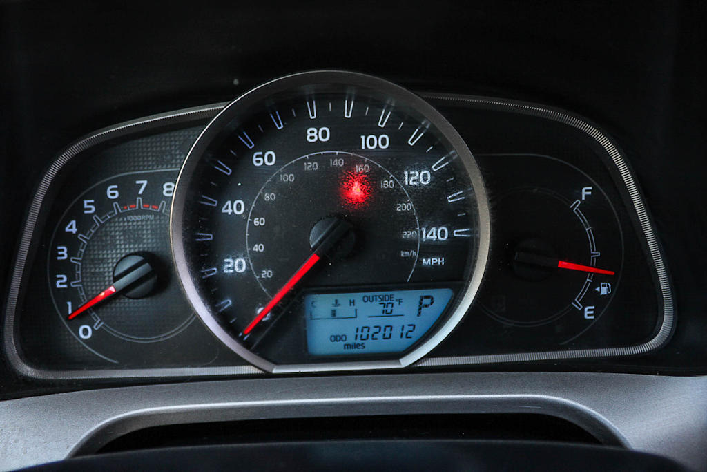 Thumbnail: 2014 Toyota RAV4 - 15