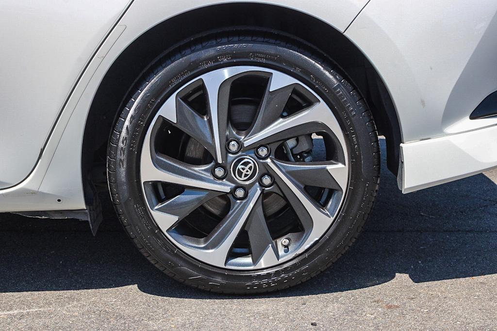 Thumbnail: 2017 Toyota Corolla iM - 6