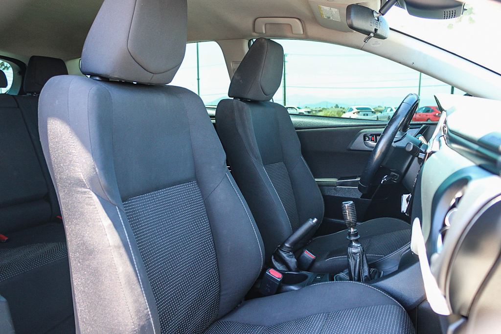Thumbnail: 2017 Toyota Corolla iM - 9