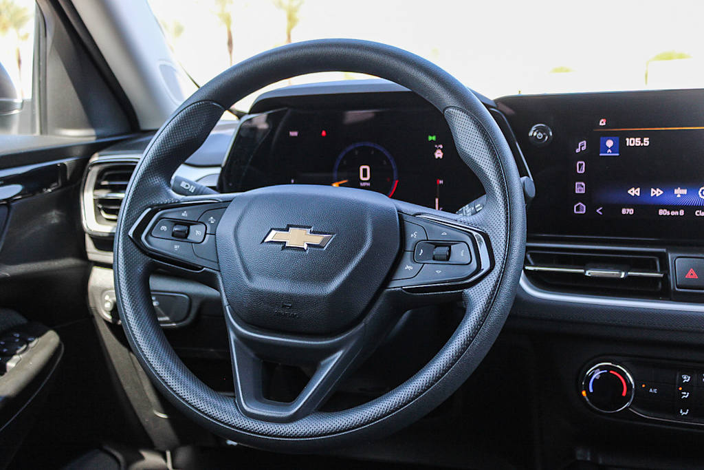 Thumbnail: 2025 Chevrolet TrailBlazer - 12