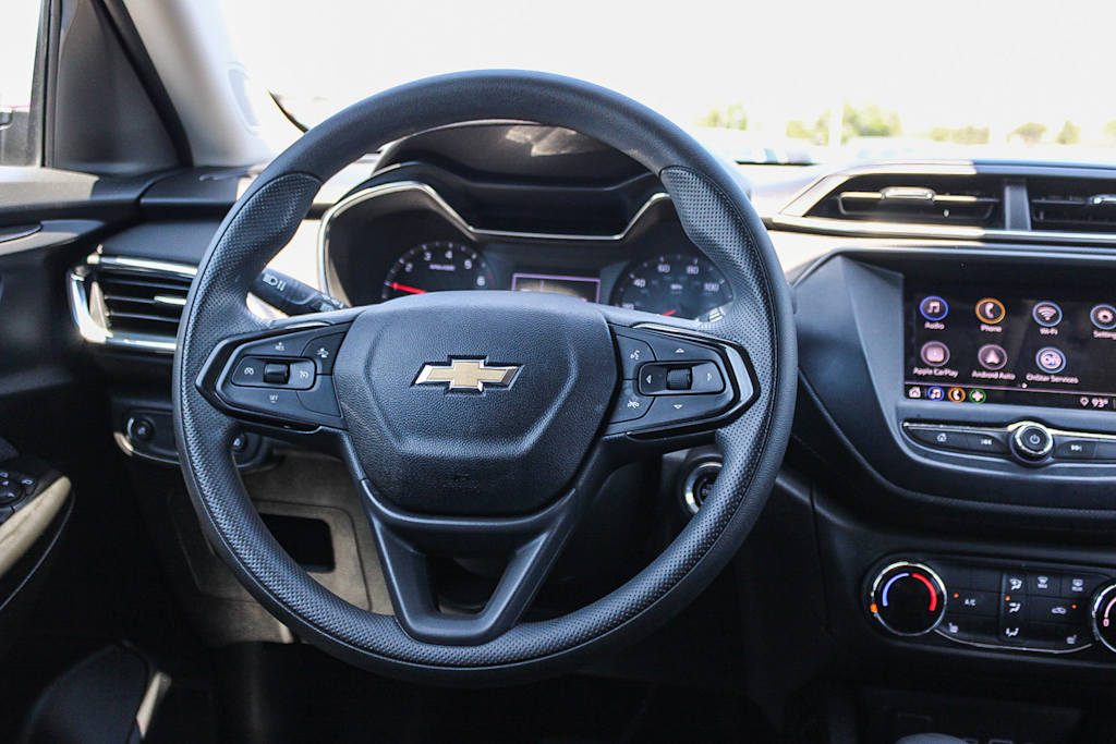 Thumbnail: 2023 Chevrolet TrailBlazer - 13