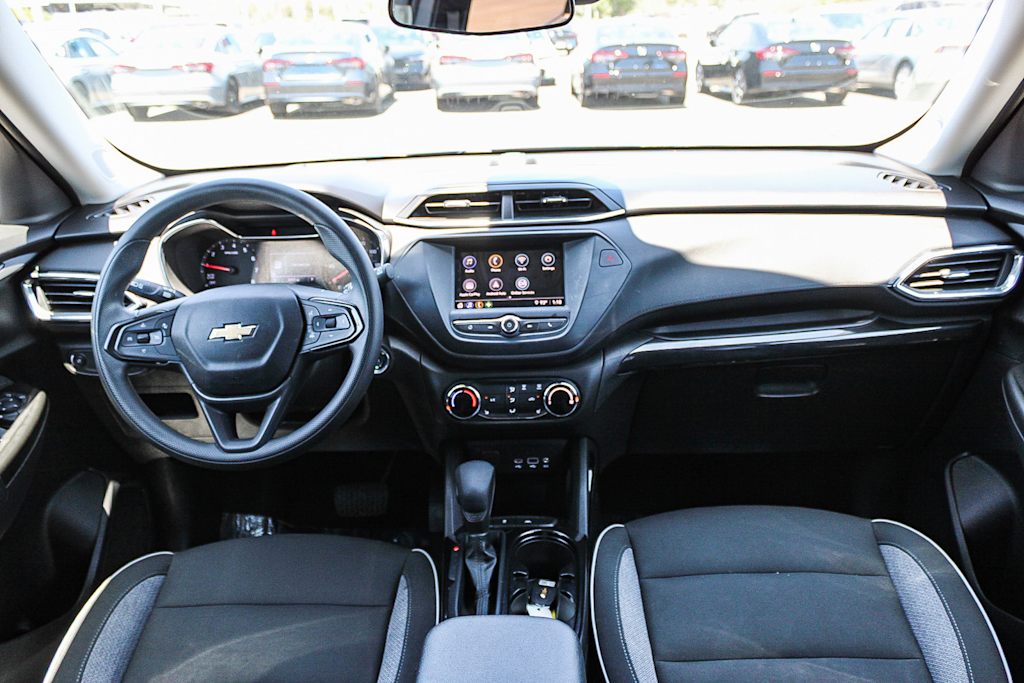 Thumbnail: 2023 Chevrolet TrailBlazer - 2