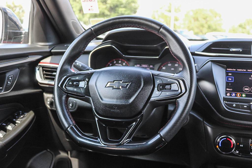 Thumbnail: 2021 Chevrolet TrailBlazer - 11