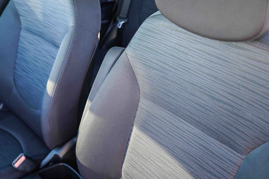 Thumbnail: 2017 Hyundai Accent - 25