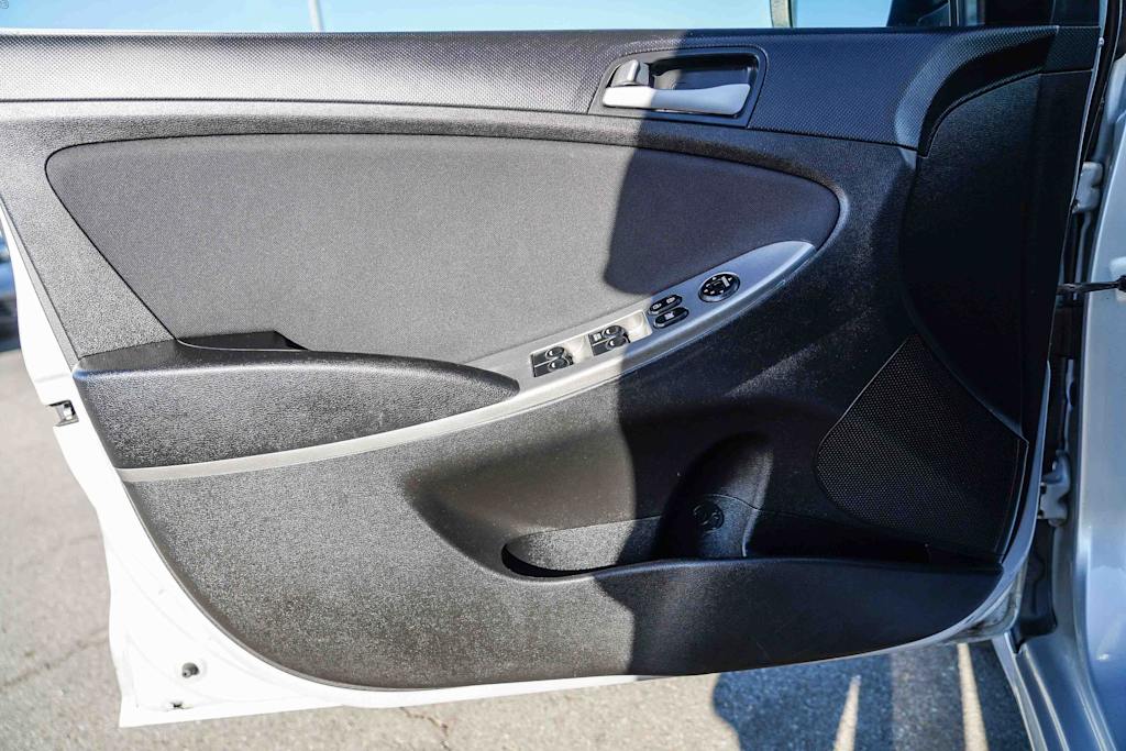Thumbnail: 2017 Hyundai Accent - 22