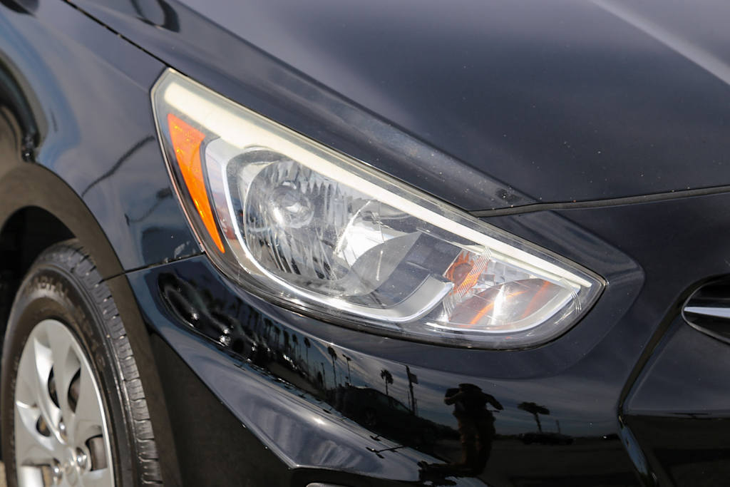 Thumbnail: 2017 Hyundai Accent - 17