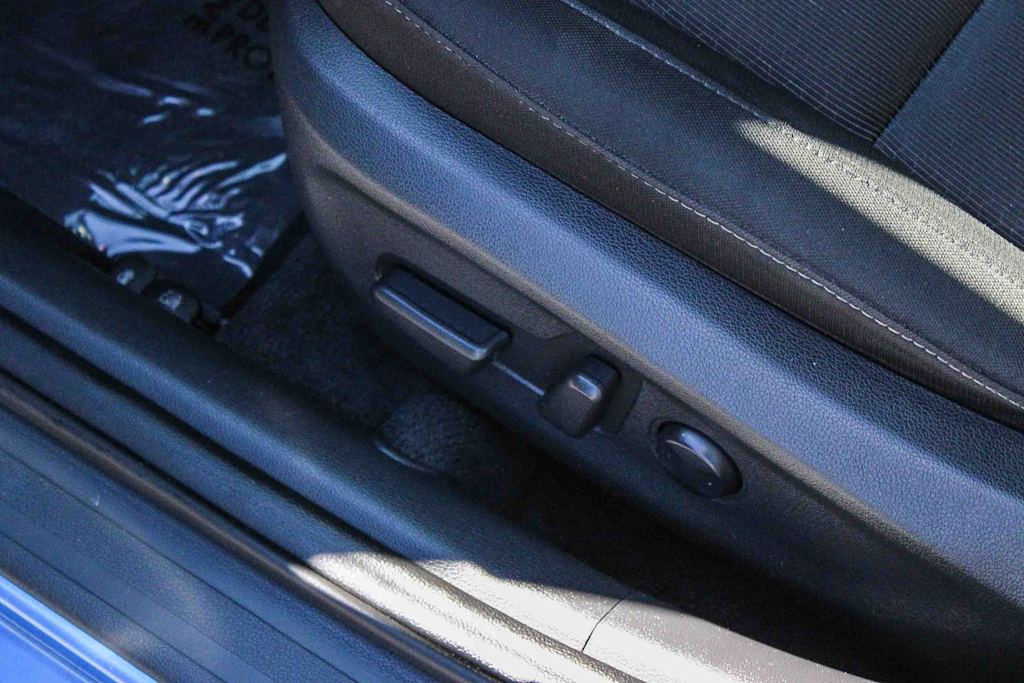 Thumbnail: 2017 Hyundai Elantra - 24