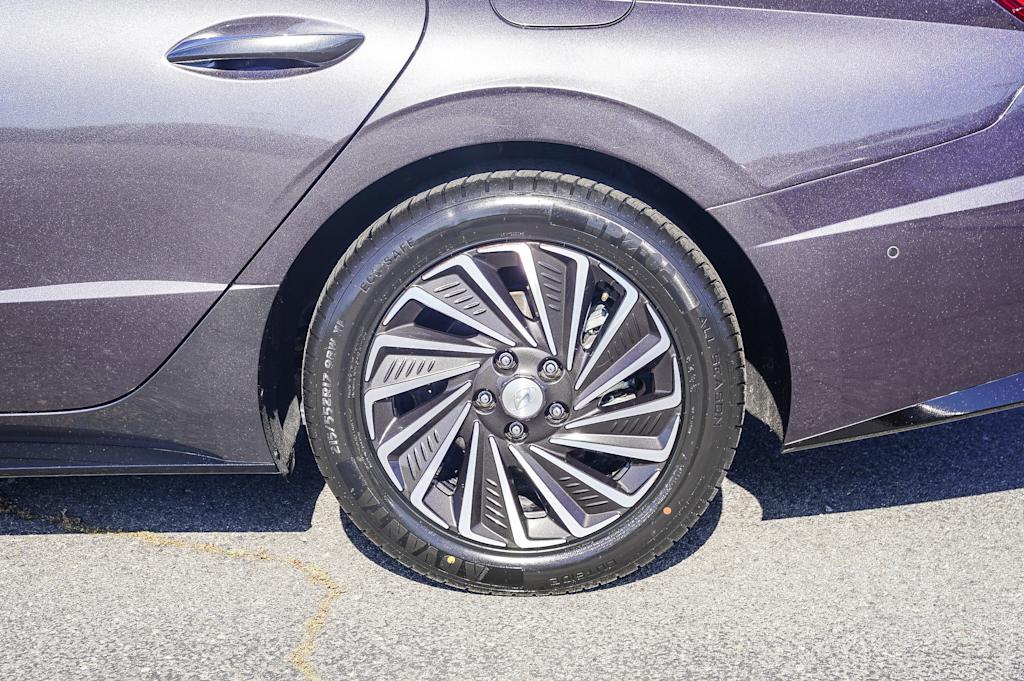 Thumbnail: 2023 Hyundai Sonata - 7