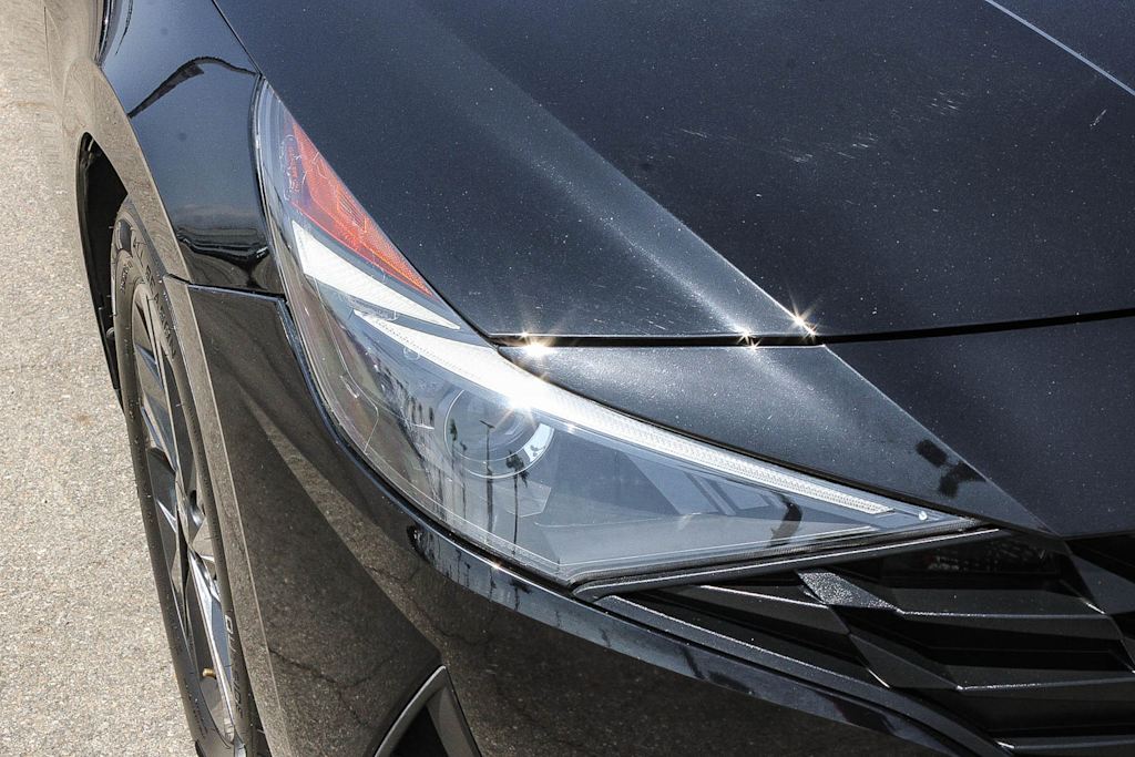 Thumbnail: 2022 Hyundai Elantra - 20